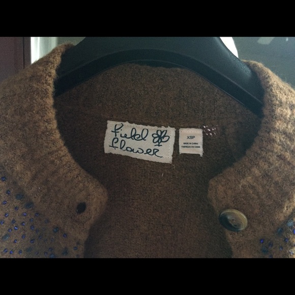 Beautiful Sweater from Anthropology - Picture 4 of 4